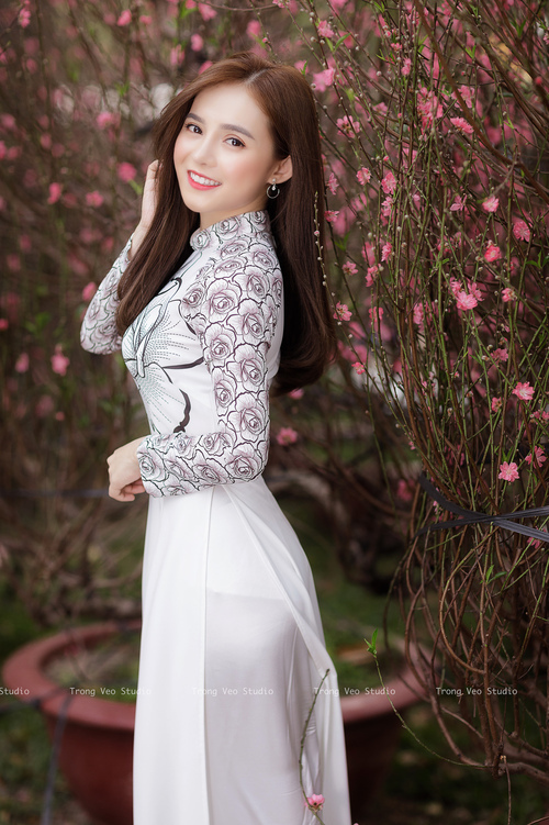 全国车模赛车大赛，速度与美感的完美融合，车模赛车比赛视频